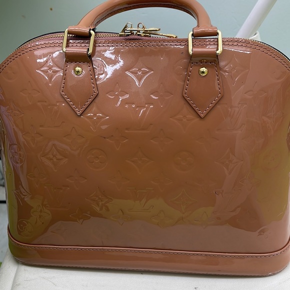 ❌SOLD❌Louis Vuitton Alma PM ❌SOLD ❌ - Picture 7 of 11